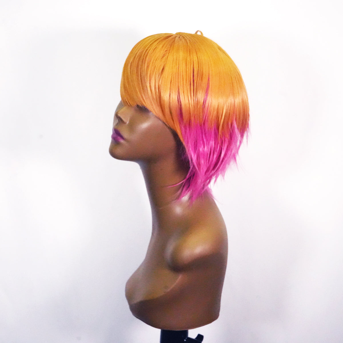 Model Twin Wig